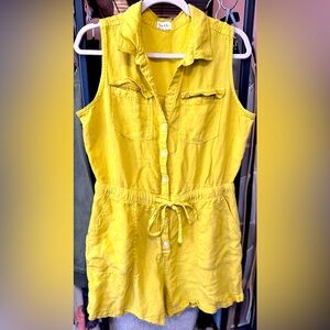 Nicole Miller Yellow Sleeveless Romper
